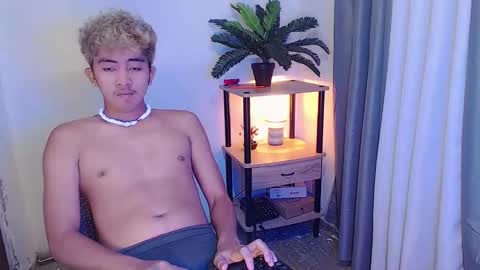 1sweetloverxx online show from May 3, 2026, 9:26 am