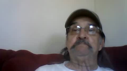 1valentine online show from October 2, 2025, 6:59 pm