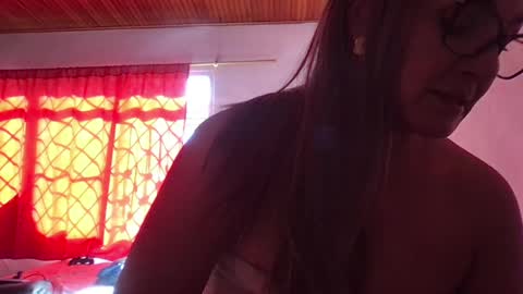 1venus_black online show from September 11, 2025, 1:22 pm