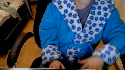 Snapshot of 1your_hot_girls chatting on February 15, 2025, 6:44 pm 1your_hot_girls online show from February 15, 2025, 6:44 pm