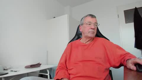 Henk online show from February 6, 2025, 4:36 pm