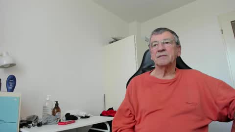 Henk online show from March 3, 2025, 3:20 pm