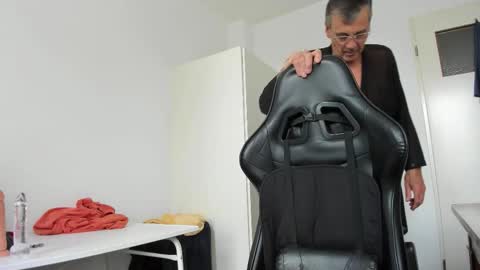 Henk online show from October 14, 2025, 12:17 pm