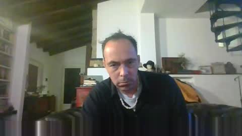 27lv27 online show from March 9, 2025, 10:41 pm