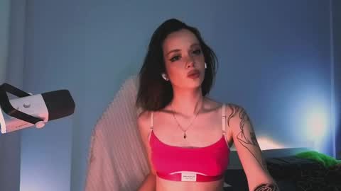 Snapshot of 2b_ chatting on May 19, 2026, 1:56 am Sasha weekend from 14 to 27 November online show from May 19, 2026, 1:56 am