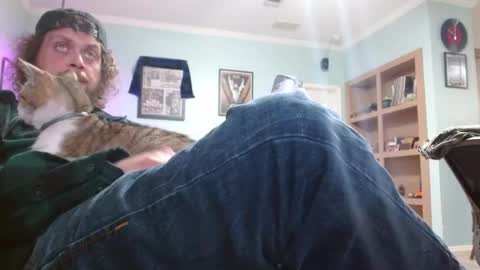 Snapshot of 2dirtyhillbillies chatting on April 21, 2026, 2:04 am ThrillBilly online show from April 21, 2026, 2:04 am