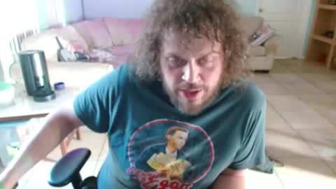 Snapshot of 2dirtyhillbillies chatting on April 21, 2026, 10:23 pm ThrillBilly online show from April 21, 2026, 10:23 pm