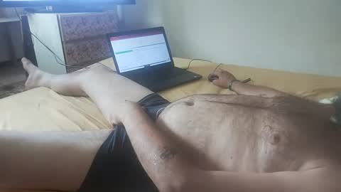 Snapshot of 2hard2handleme chatting on June 27, 2026, 8:19 am 2hard2handleme online show from June 27, 2026, 8:19 am