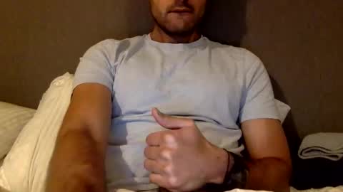 2london10 online show from February 5, 2026, 9:41 pm