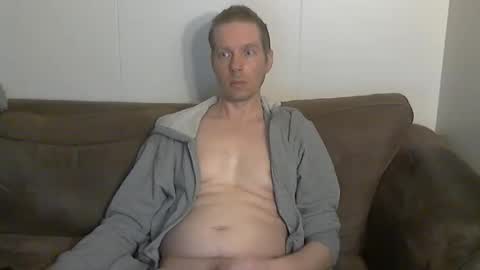 Snapshot of 2small4you83 chatting on March 9, 2026, 10:58 pm 2small4you83 online show from March 9, 2026, 10:58 pm