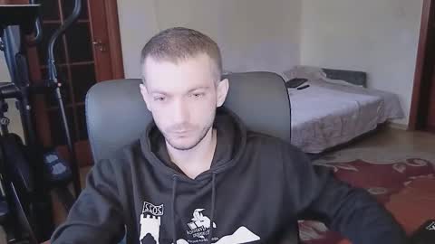 33377alex77333 online show from December 5, 2025, 12:58 pm