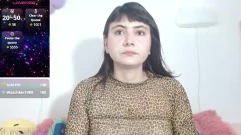 Eva online show from October 13, 2025, 5:02 pm