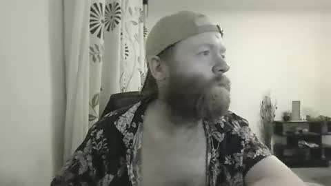 33UK online show from October 17, 2025, 11:07 pm