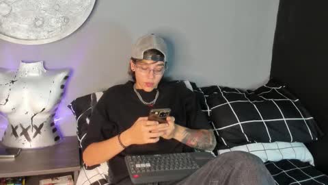 Snapshot of 360enmedallo chatting on October 22, 2025, 3:29 am 360enmedallo online show from October 22, 2025, 3:29 am