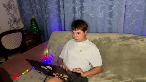 Snapshot of 365party chatting on October 25, 2025, 12:07 am Charlie online show from October 25, 2025, 12:07 am