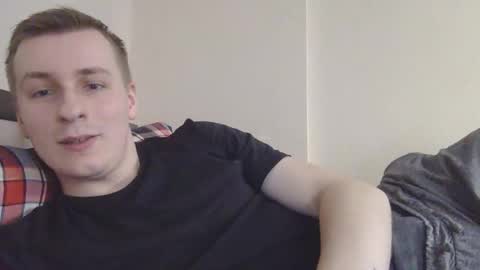 Snapshot of 3andy3 chatting on November 15, 2025, 8:22 am Andy online show from November 15, 2025, 8:22 am