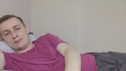 Snapshot of 3andy3 chatting on November 17, 2025, 7:25 am Andy online show from November 17, 2025, 7:25 am