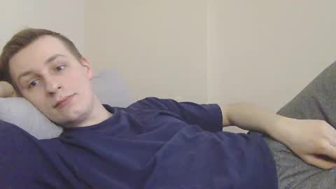 Snapshot of 3andy3 chatting on April 2, 2026, 1:31 pm Andy online show from April 2, 2026, 1:31 pm