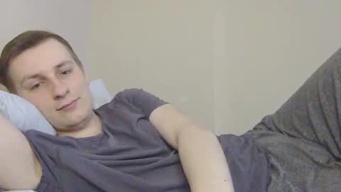 Snapshot of 3andy3 chatting on April 14, 2026, 5:35 am Andy online show from April 14, 2026, 5:35 am