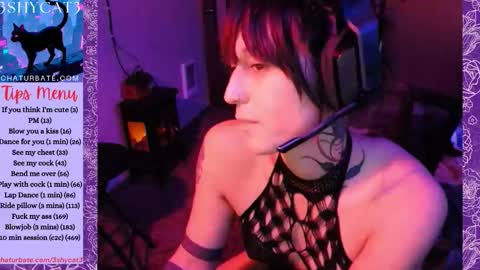 Snapshot of 3shycat3 chatting on October 29, 2025, 4:04 am 3ShyCat3 online show from October 29, 2025, 4:04 am