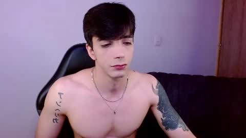 420_user online show from June 25, 2026, 5:56 am