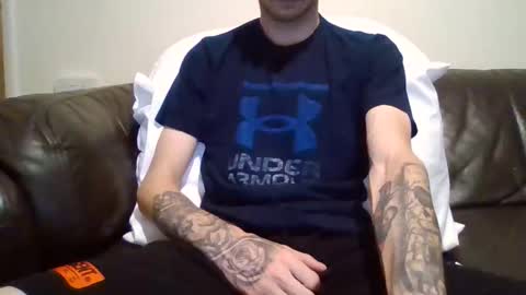 420feetloverr420 online show from September 17, 2025, 11:50 pm