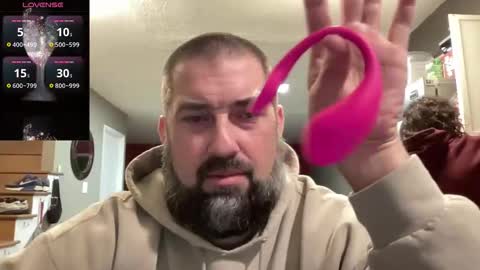 KC420Couple online show from April 6, 2026, 2:53 am