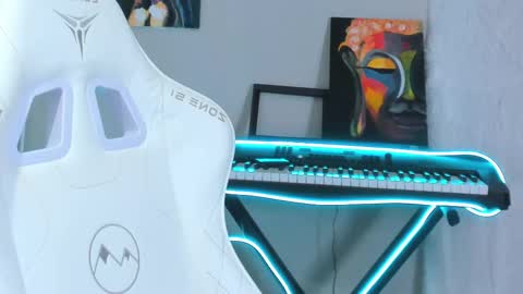 Andrew online show from February 20, 2025, 3:56 am