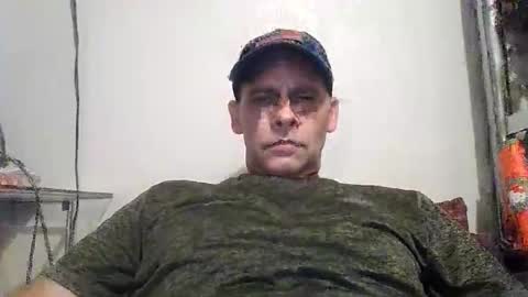 Snapshot of 4nuf chatting on April 3, 2026, 4:43 am 4nuf online show from April 3, 2026, 4:43 am