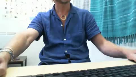 555tony555 online show from January 10, 2025, 2:46 am