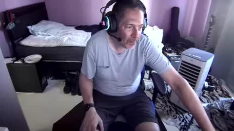 Larese Carlo online show from June 23, 2026, 3:10 pm