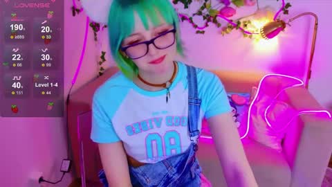 Snapshot of 666_marshmallow chatting on April 1, 2026, 1:41 pm Marsi online show from April 1, 2026, 1:41 pm