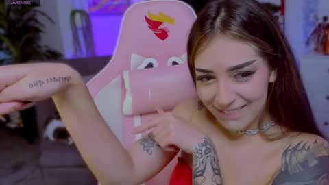  luarii   online show from February 11, 2025, 5:58 am