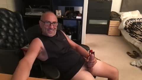 daddy vegas  for single women and couples here online show from March 7, 2026, 4:09 am