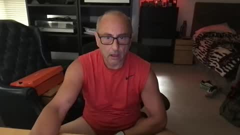 daddy vegas  for single women and couples here online show from April 1, 2026, 12:22 am