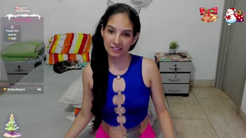 Snapshot of 69_shades chatting on December 13, 2024, 7:10 pm lucero online show from December 13, 2024, 7:10 pm