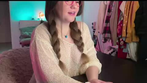   online show from February 22, 2025, 5:02 pm