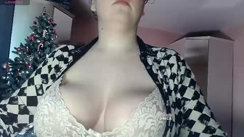 6_dream_9 online show from June 13, 2026, 1:42 pm