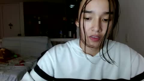 luna online show from February 24, 2025, 8:25 pm