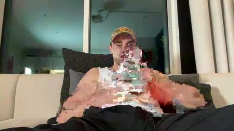 Snapshot of 777richharring chatting on June 8, 2026, 9:48 pm 777richharring online show from June 8, 2026, 9:48 pm