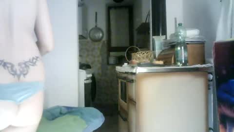 Lilu online show from June 19, 2026, 8:23 pm