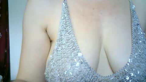 Lilu online show from July 12, 2026, 10:28 am