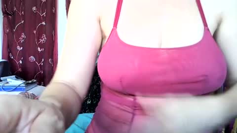 Lilu online show from August 9, 2026, 10:42 am