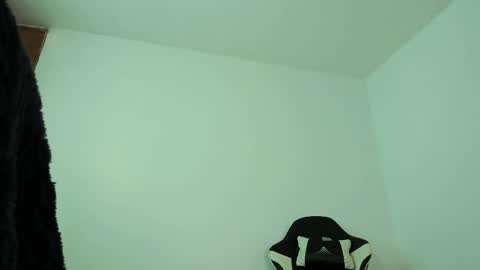    online show from April 2, 2026, 10:07 pm