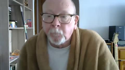  Papi  online show from January 19, 2025, 11:45 am