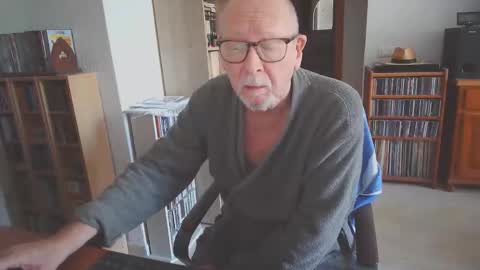 Snapshot of 7thsojourn chatting on October 20, 2025, 9:10 am Papi online show from October 20, 2025, 9:10 am