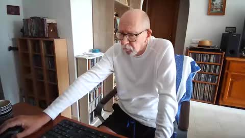  Papi  online show from May 7, 2026, 9:36 am