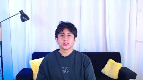 zyan online show from December 14, 2025, 1:05 pm