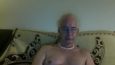 Snapshot of 808dred chatting on January 17, 2025, 9:49 am 808dred online show from January 17, 2025, 9:49 am
