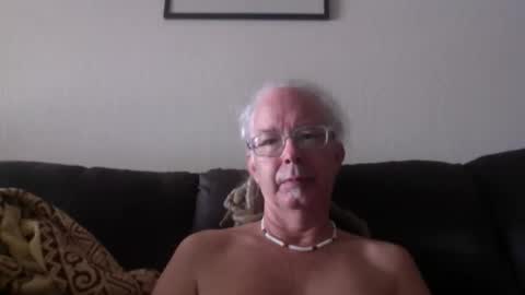 Snapshot of 808dred chatting on April 4, 2026, 7:33 pm 808dred online show from April 4, 2026, 7:33 pm